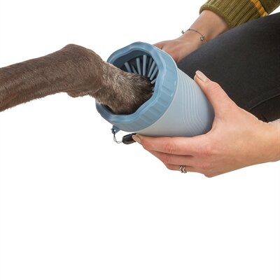 TRIXIE POOTREINIGER VOOR DE HOND SILICONE / PP BLAUW