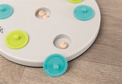 TRIXIE SNACK BOARD MET 7 VERSTOPPLEKKEN
